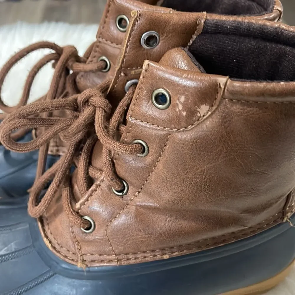 SPERRY WINTER BOOTS SIZE 2M
